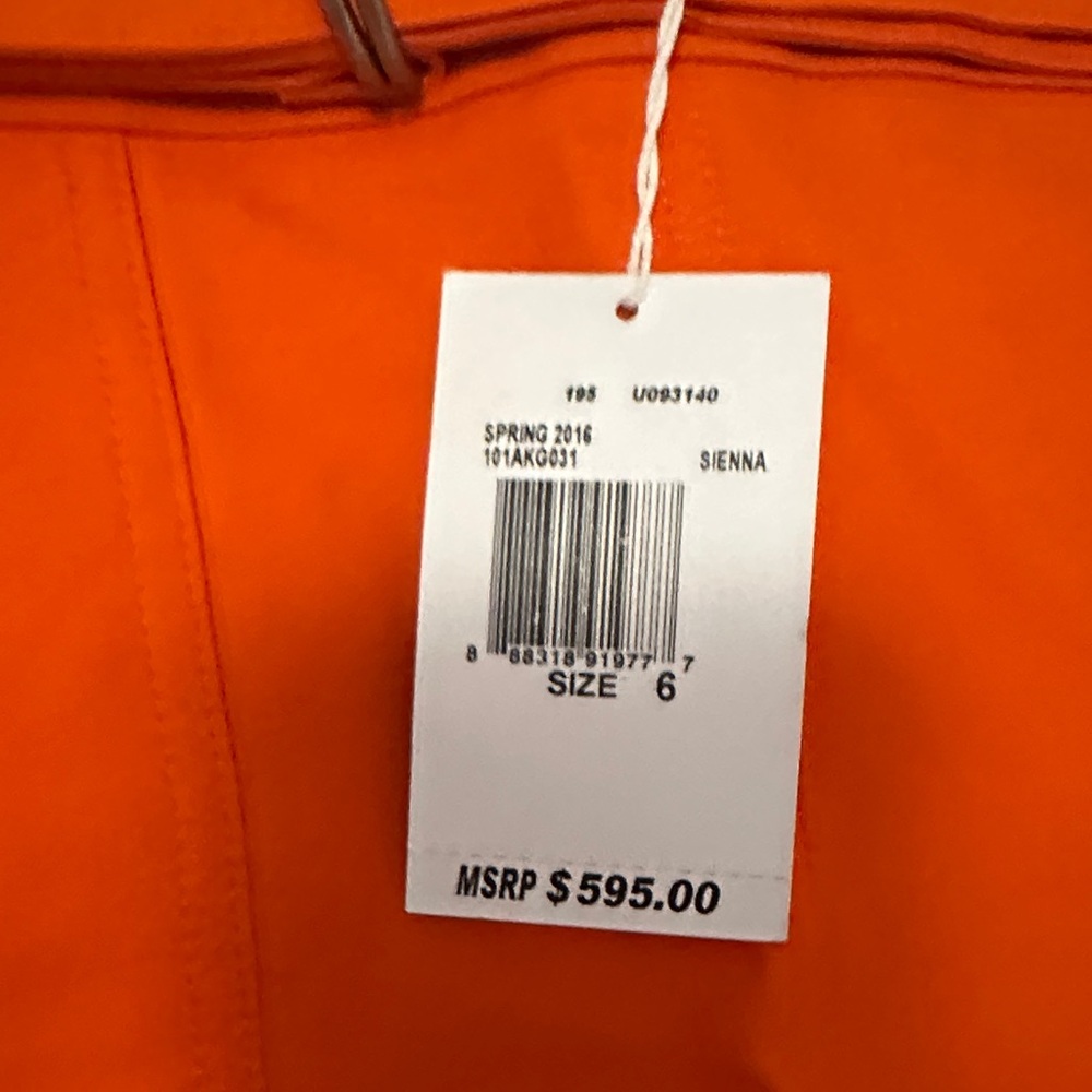 Michael Kors Bold Orange Mini Skirt - Picture 4 of 8